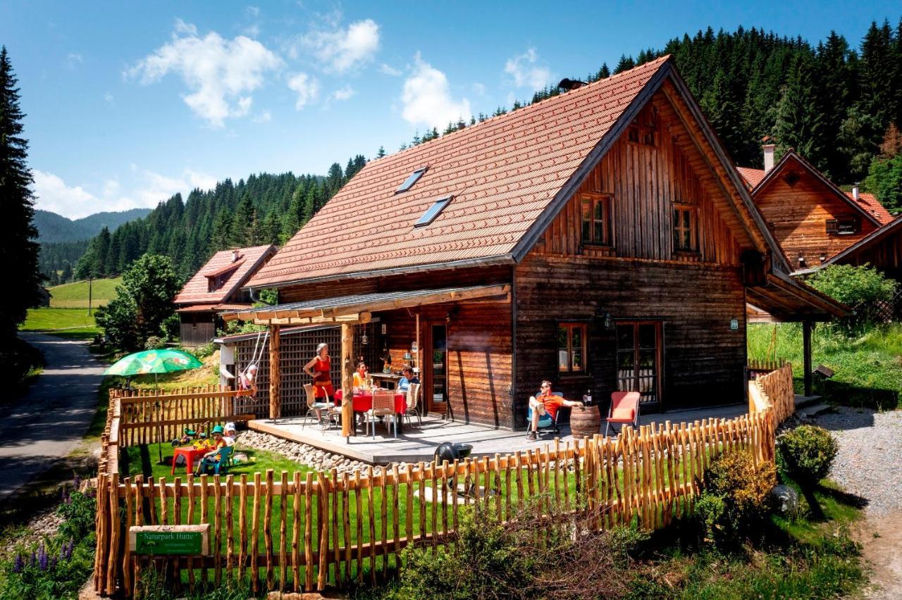 Naturpark Huette Mandl, Biobauernhof & Huettenurlaub Sankt Lambrecht Bagian luar foto